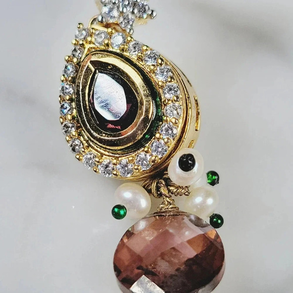 Statement Cocktail Earrings Dangle Drop Pierced Purple Green Delicate Pe… - Picture 4 of 12